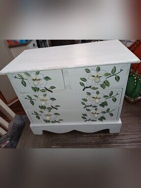 Hand-Painted Wooden White Floral Jewelry Box